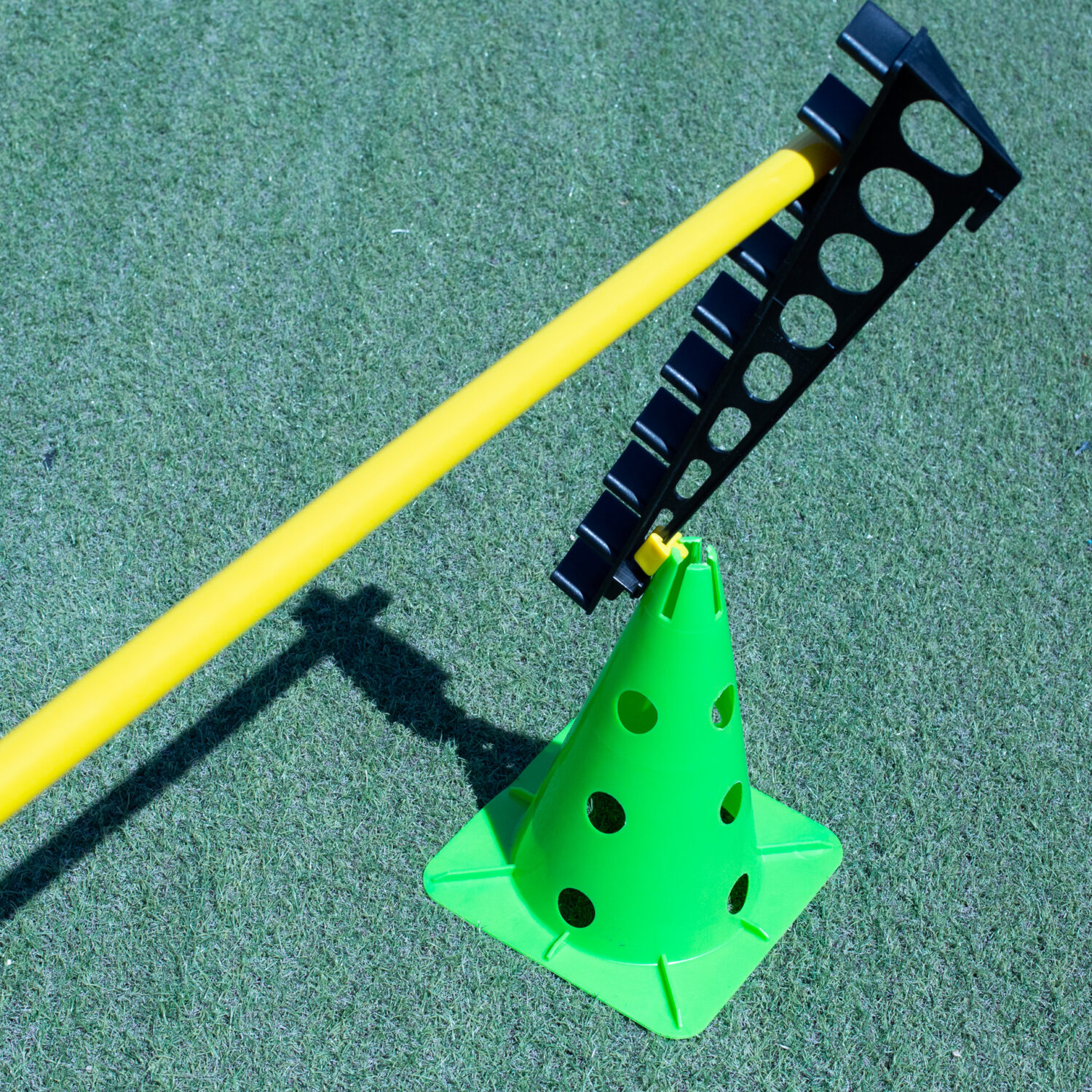 REGLA CON ACOPLE PARA CONO DE 32, 40 Y 50CM CON SOPORTE PARA PICA Y ARO - Imagen 4
