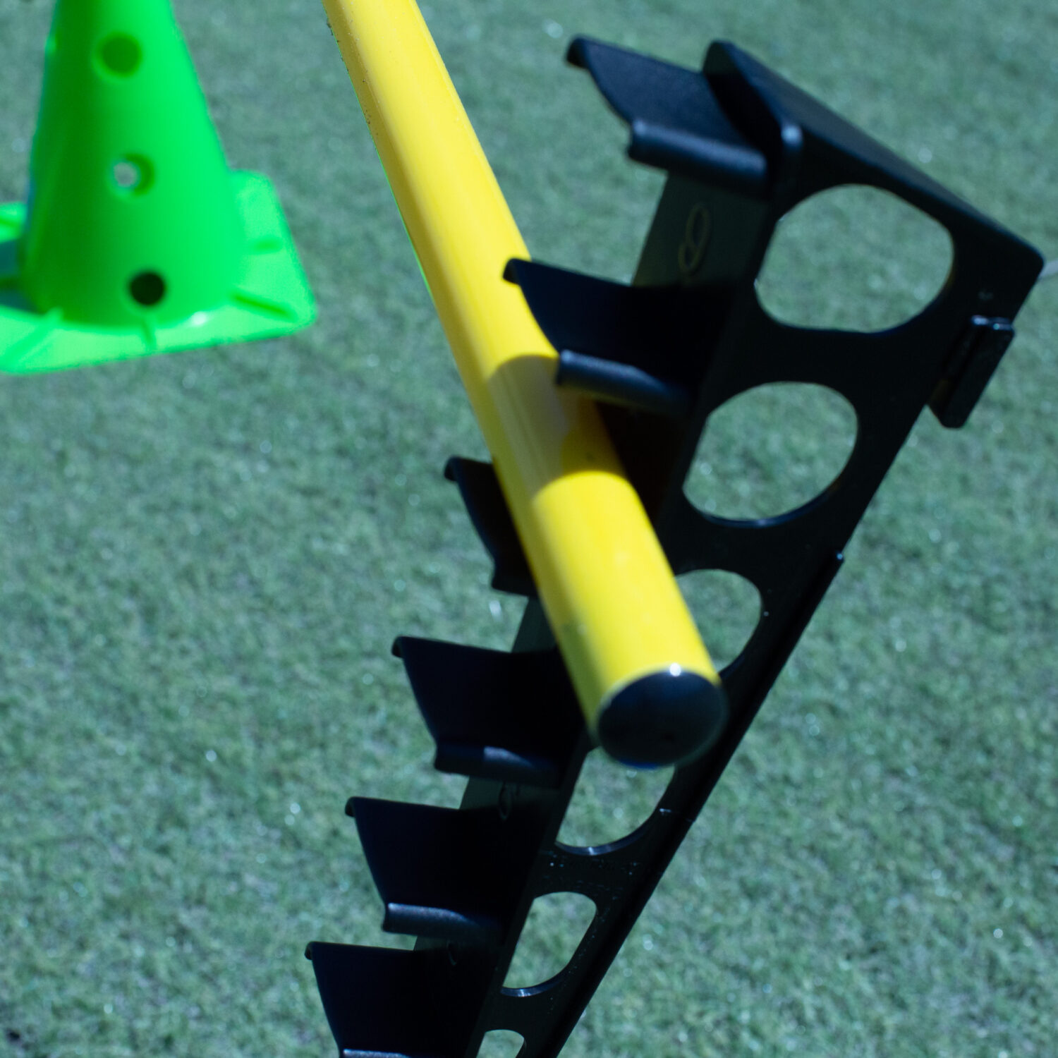 REGLA CON ACOPLE PARA CONO DE 32, 40 Y 50CM CON SOPORTE PARA PICA Y ARO - Imagen 4